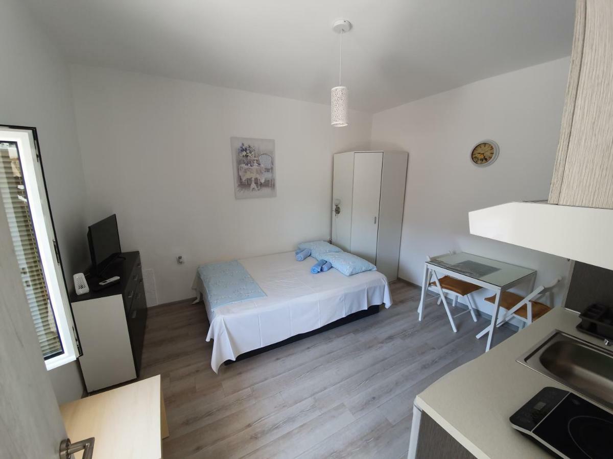 Studio Apartments Ilija Kotor Ngoại thất bức ảnh